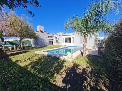 Casa en Venta en Roldan, San Lorenzo