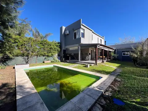 Casa en Venta en Roldan, San Lorenzo