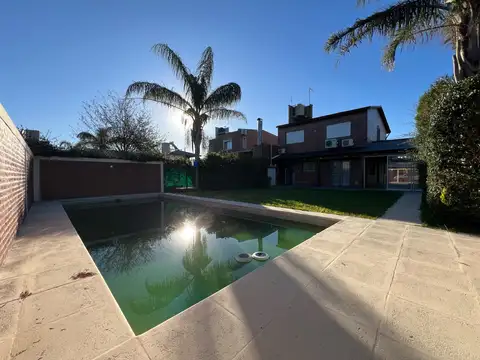 Casa en Venta en Roldan, San Lorenzo