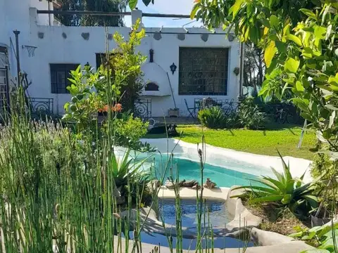 Casa en Venta en Roldan, San Lorenzo