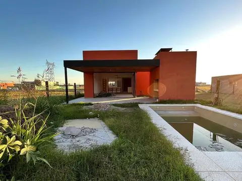 Casa en Venta en Pueblo Esther, Rosario
