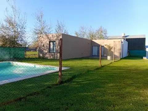 Casa en Venta en Roldan, San Lorenzo