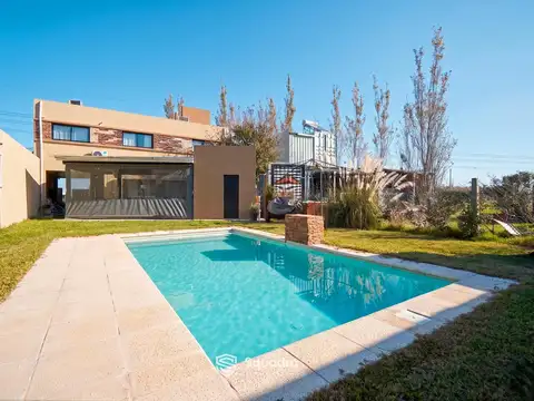 Casa en Venta en Roldan, San Lorenzo
