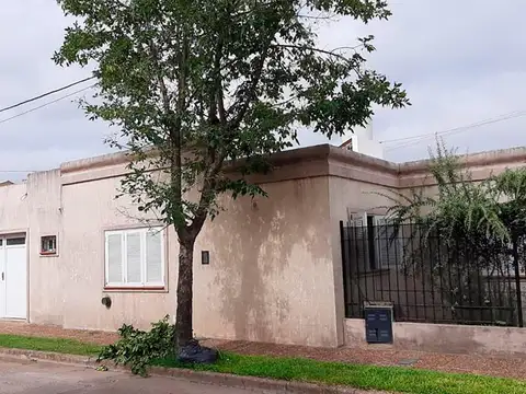 Casa en Venta en Capitan Bermudez, San Lorenzo