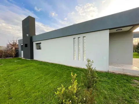 Casa en Venta en Funes, Rosario