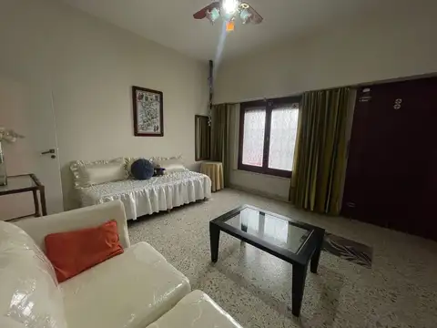 PH en Venta en Remedios de Escalada, Partido de Lanús