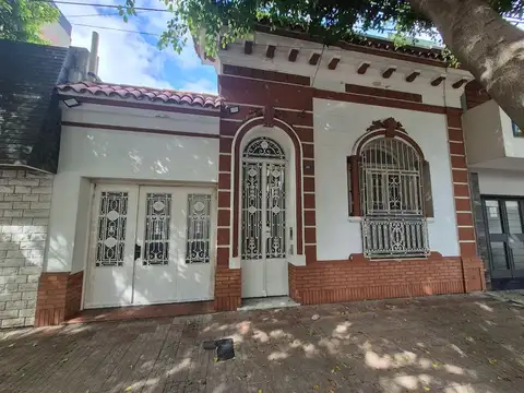Casa en Venta en Luis Agote, Rosario