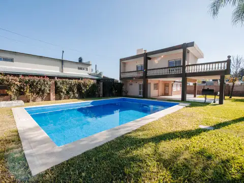 Casa en Venta en Pueblo Esther, Rosario