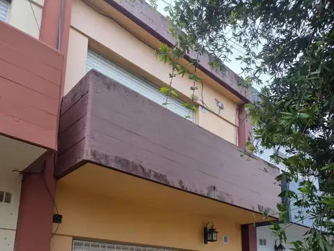 PH en Venta en Villa Santos Tesei, Partido de Hurlingham