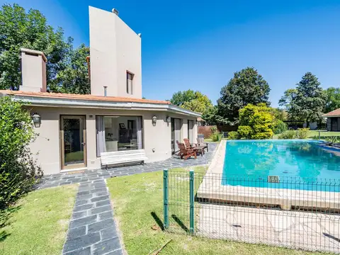 Casa en Venta en Roldan, San Lorenzo