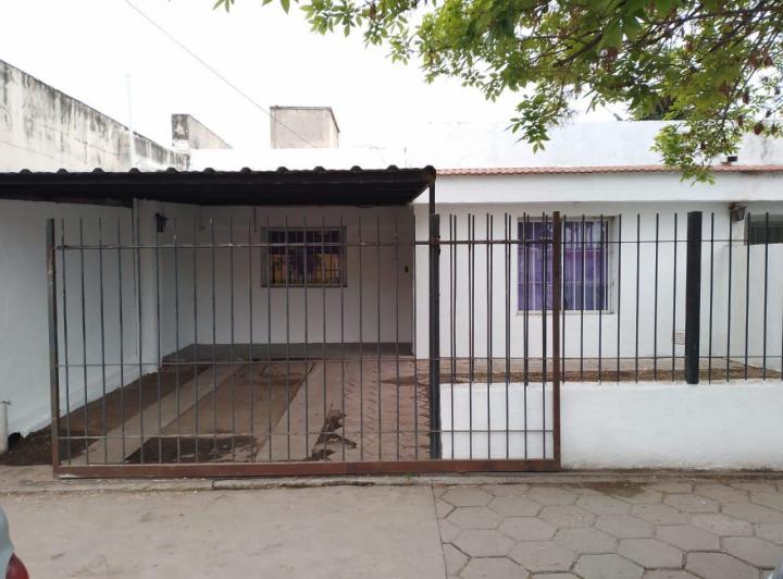 Casa · 170m² · 2 Dormitorios · 1 Cochera