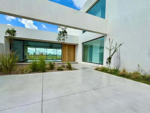 Casa en Venta en Vida Club De Campo, Funes