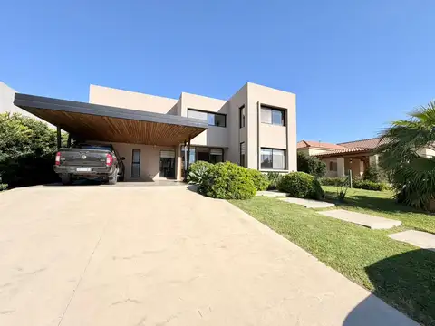 Casa en Venta en San Sebastian, Rosario