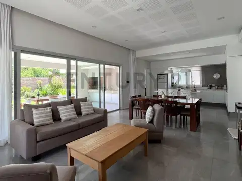 Casa en Venta en Rafaela, Castellanos