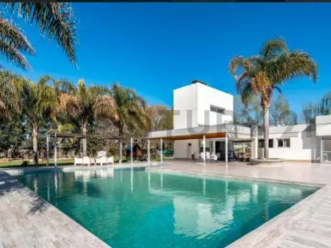 Casa en Venta en Roldan, San Lorenzo