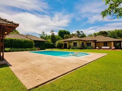 Casa en Venta en Fisherton, Rosario
