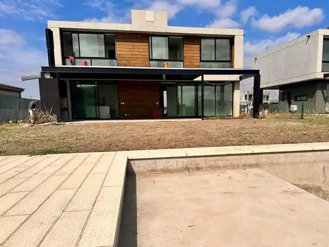 Casa en Venta en Vida, Funes