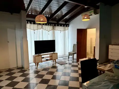 PH en Venta en Remedios de Escalada, Partido de Lanús