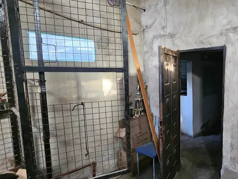 Galpón en Venta en Remedios de Escalada, Partido de Lanús