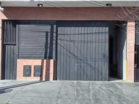 Galpón en Venta en Remedios de Escalada, Partido de Lanús