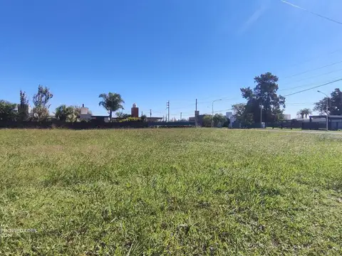 Terreno en Venta en Punta Chacra, Roldan