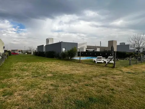Terreno en Venta en Pueblo Esther, Rosario