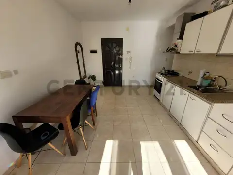 Departamento en Venta en Los Hornos, La Plata