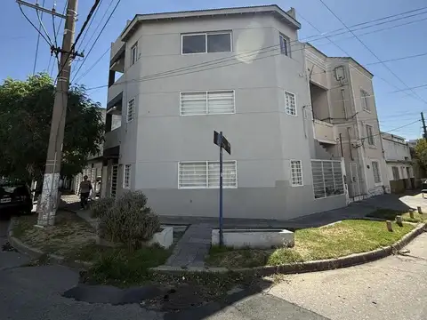Departamento en Venta en Moron Sur, Moron