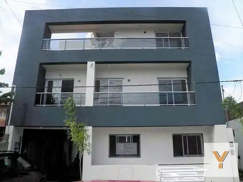Departamento en Venta en Los Hornos, La Plata