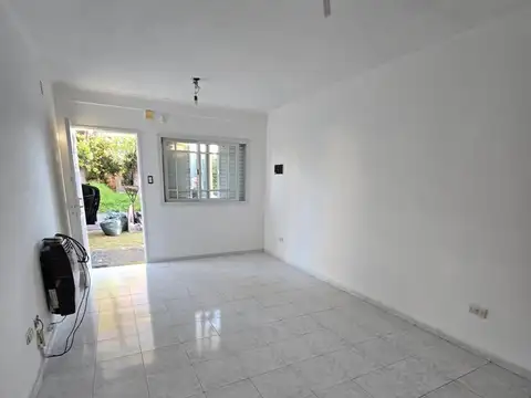 Departamento en Venta en Los Hornos, La Plata