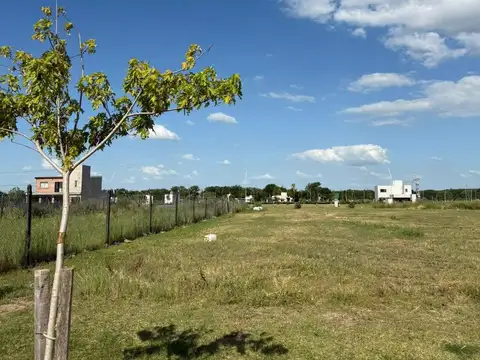 Terreno en Venta en Pueblo Esther, Rosario