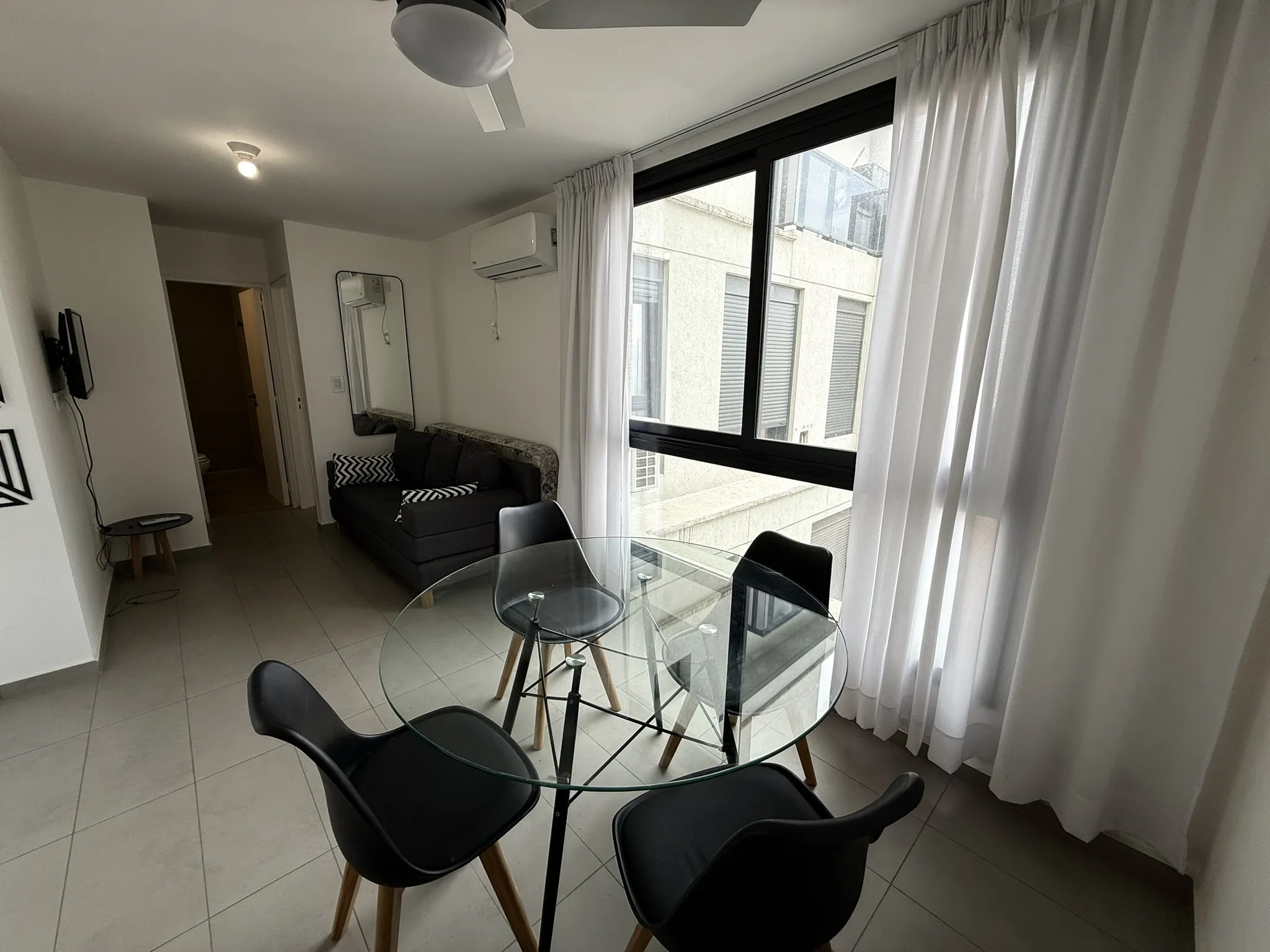 Alquiler 1 dorm - Nva Cba - amoblado