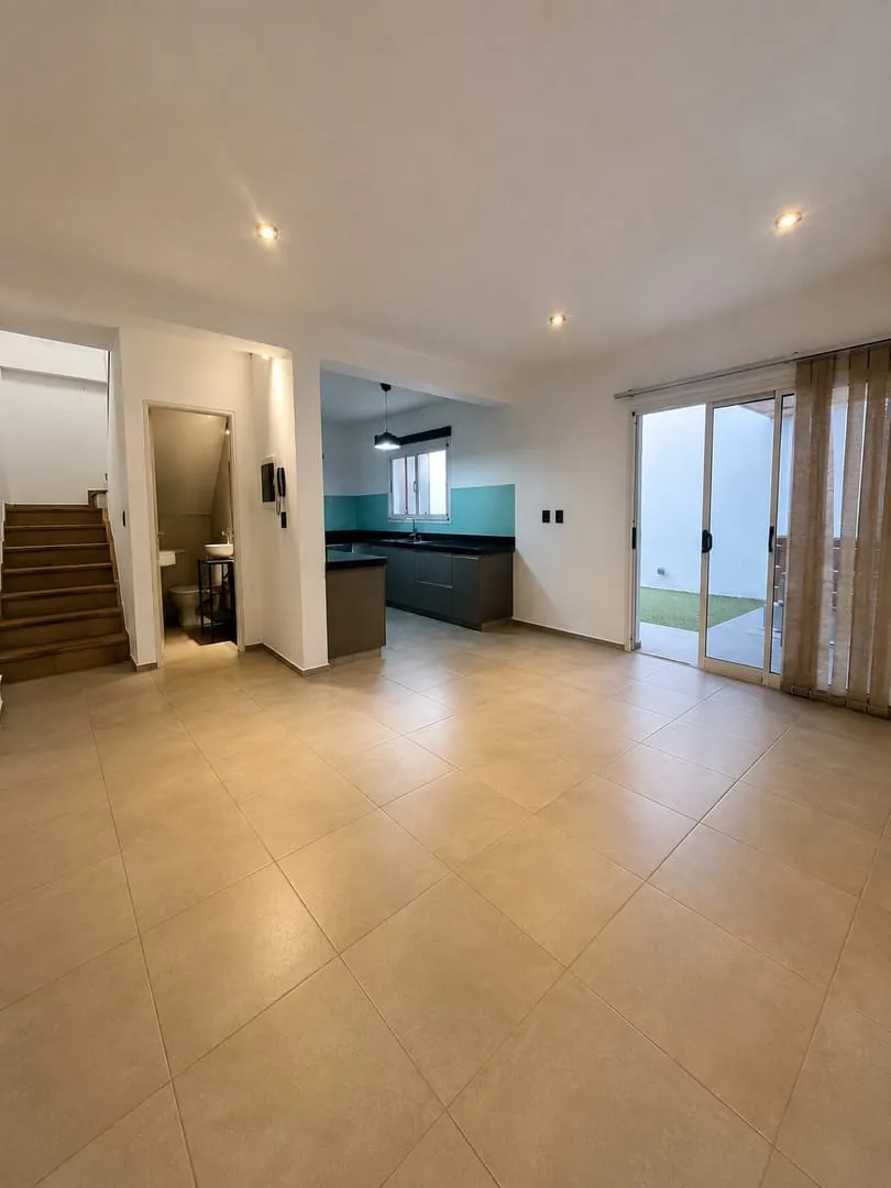 GRANJA DE FUNES DÚPLEX  -2 DOR- IMP. Y SERVICIOS INCLUIDOS