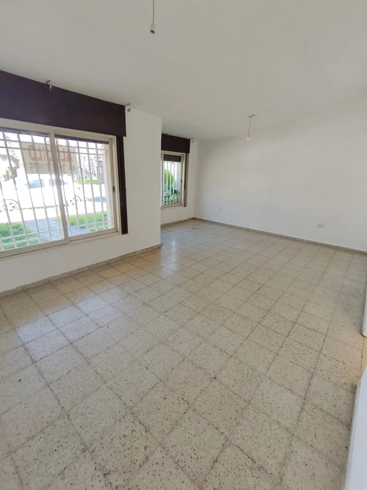 ALQUILO PRECIOSA PROPIEDAD DE 3 DORMITORIOS EN RESIDENCIAL VELEZ SARSFIELD