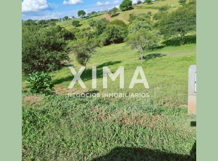Terreno · 1227m²