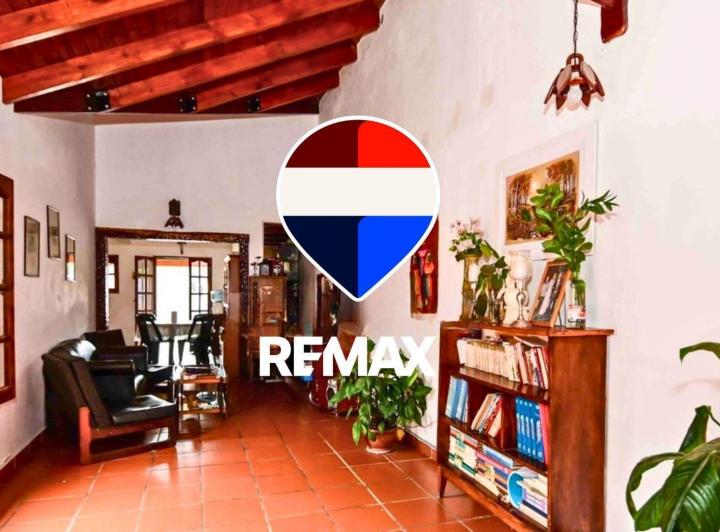 Casa · 120m² · 5 Ambientes · 1 Cochera