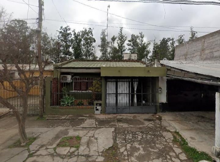 Casa · 100m² · 3 Dormitorios · 1 Cochera