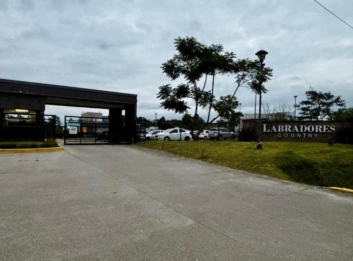 Terreno · 400m²