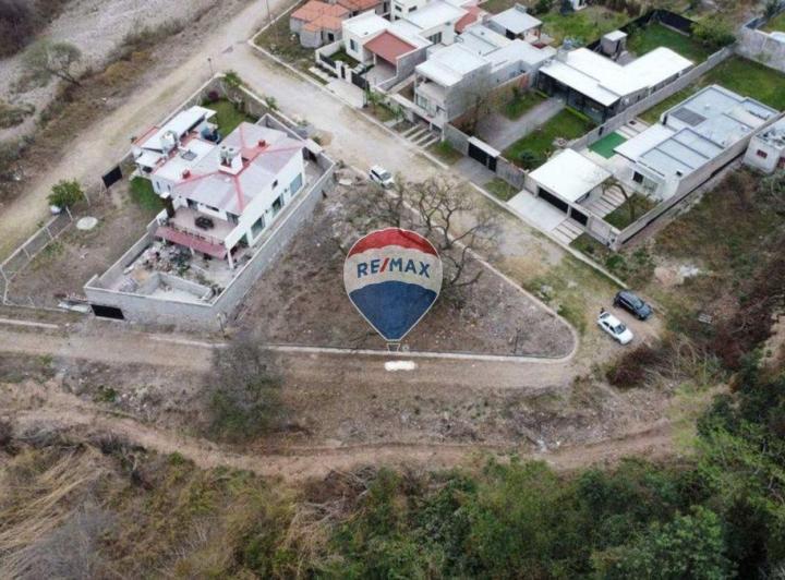 Terreno · 435m²