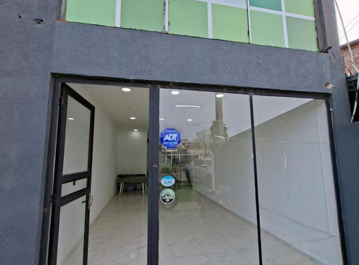 Local comercial · 80m² · 2 Ambientes