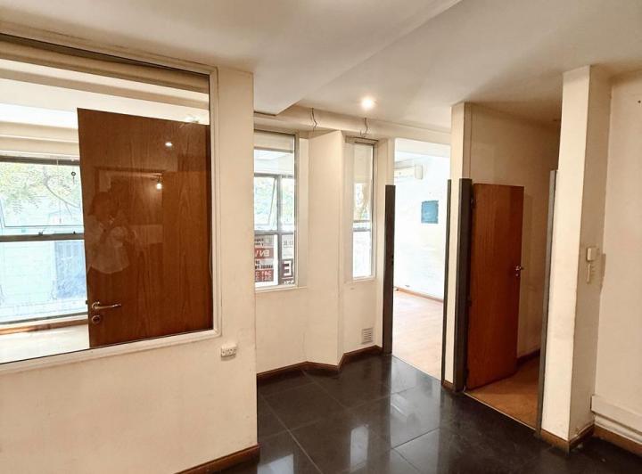 Oficina comercial · 140m² · 4 Ambientes