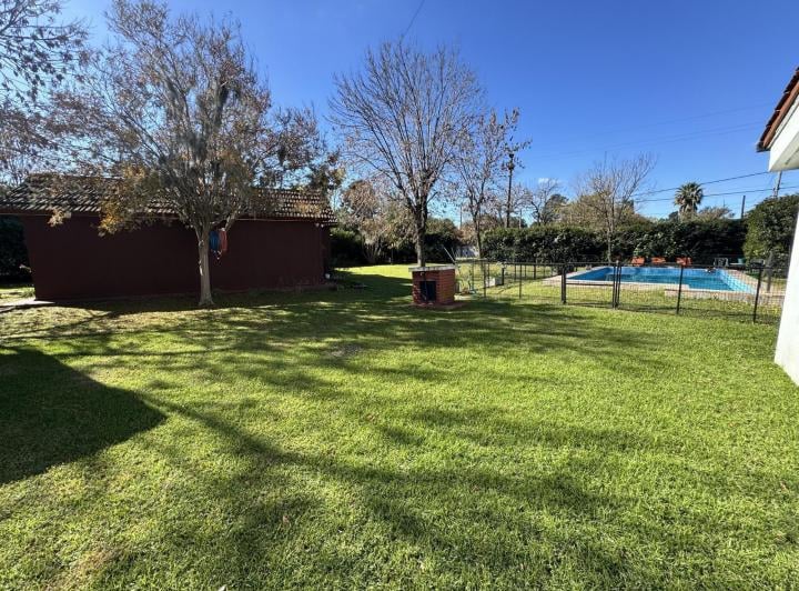 Casa · 185m² · 4 Ambientes · 1 Cochera