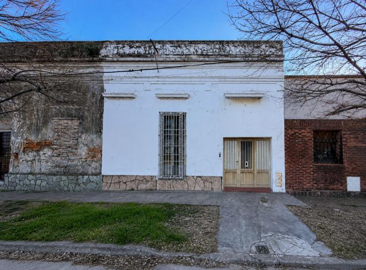 Casa · 200m² · 4 Ambientes · 1 Cochera