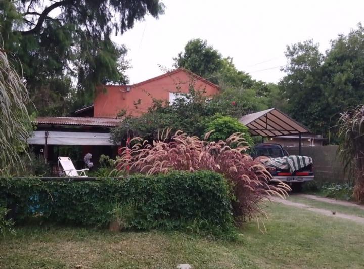 Casa · 96m² · 5 Ambientes · 2 Cocheras