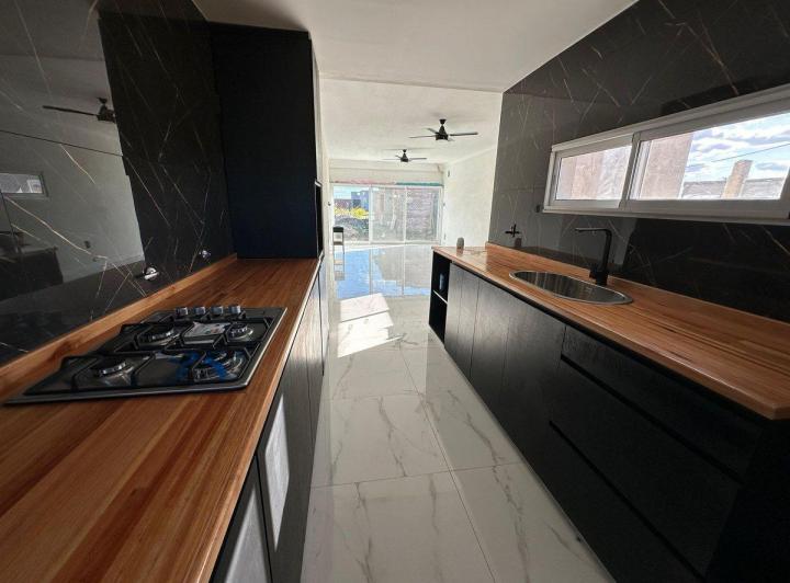 Casa · 138m² · 4 Ambientes