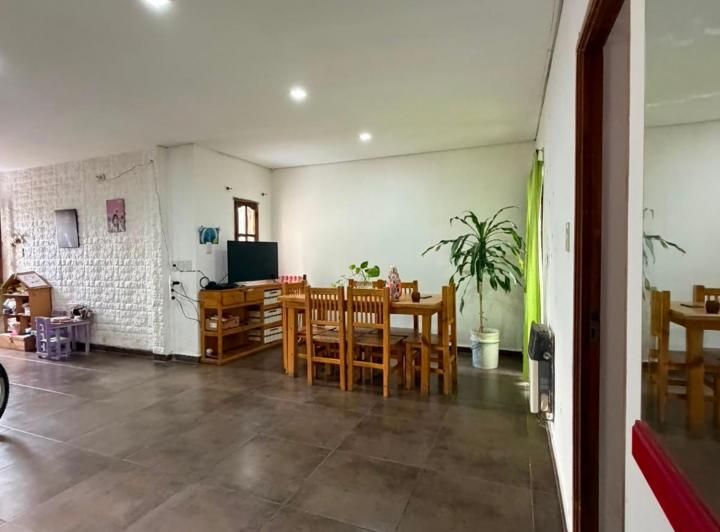 Casa · 145m² · 3 Ambientes · 1 Cochera