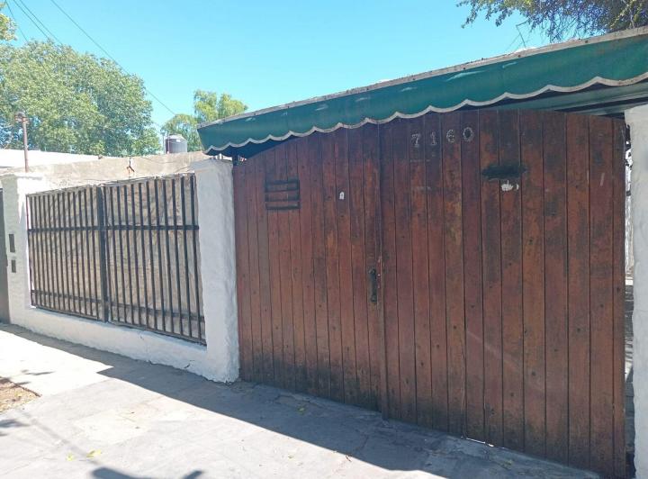 Casa · 170m² · 4 Ambientes · 1 Cochera