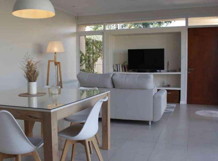 Casa · 91m² · 4 Ambientes · 2 Cocheras