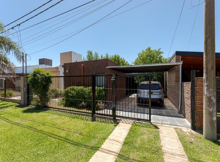 Casa · 116m² · 3 Ambientes · 1 Cochera