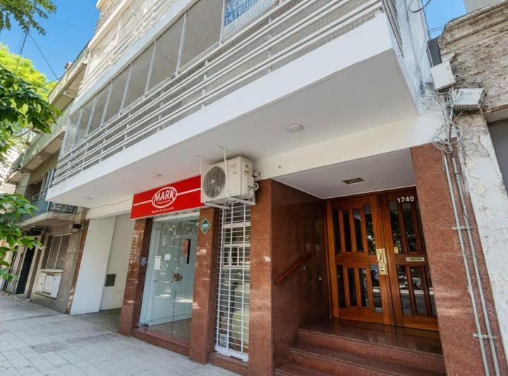 Departamento · 180m² · 6 Ambientes · 1 Cochera
